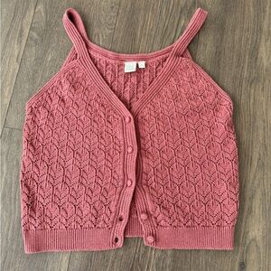 Dusty Rose buttoned Twik knitted cropped vest